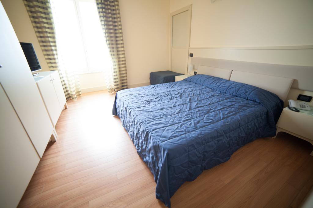 פינאלה ליגורה Hotel Del Golfo מראה חיצוני תמונה